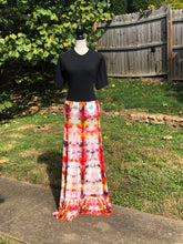Load image into Gallery viewer, Large Maxi Skirt - Sale
